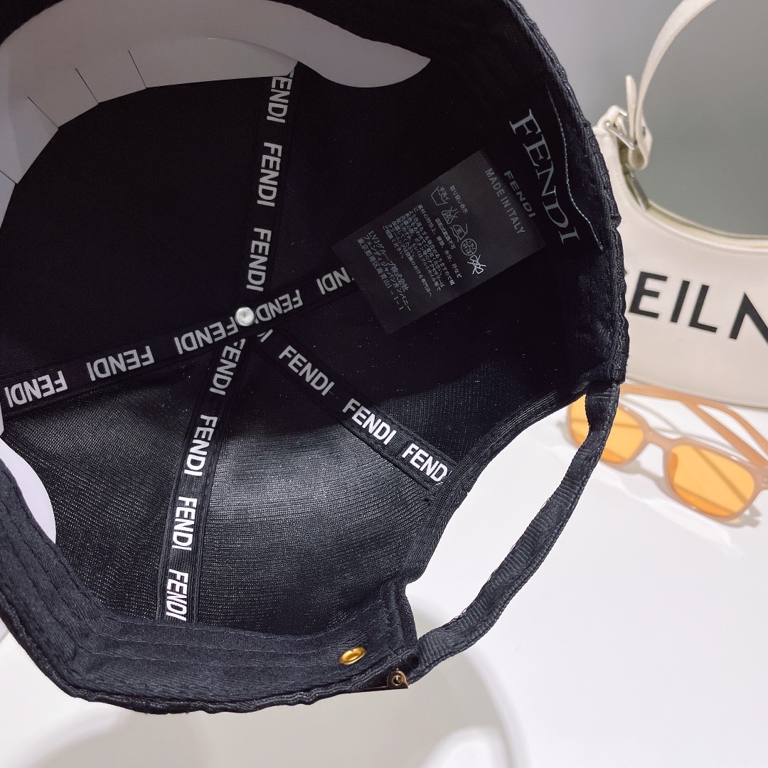 Fendi presbyopia series baseball cap