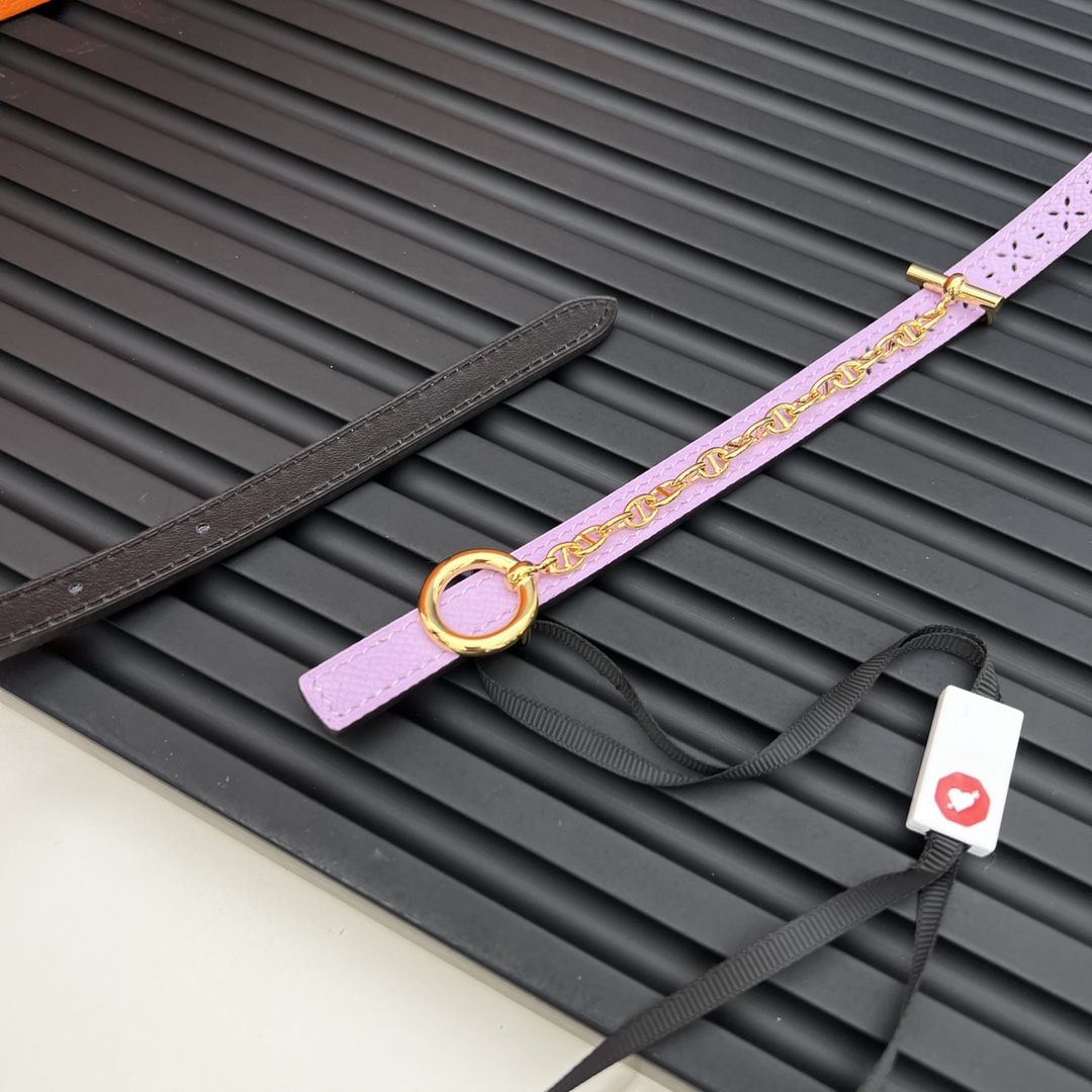 Reversible belt in Hermes Swift and perforated Epsom calfskin