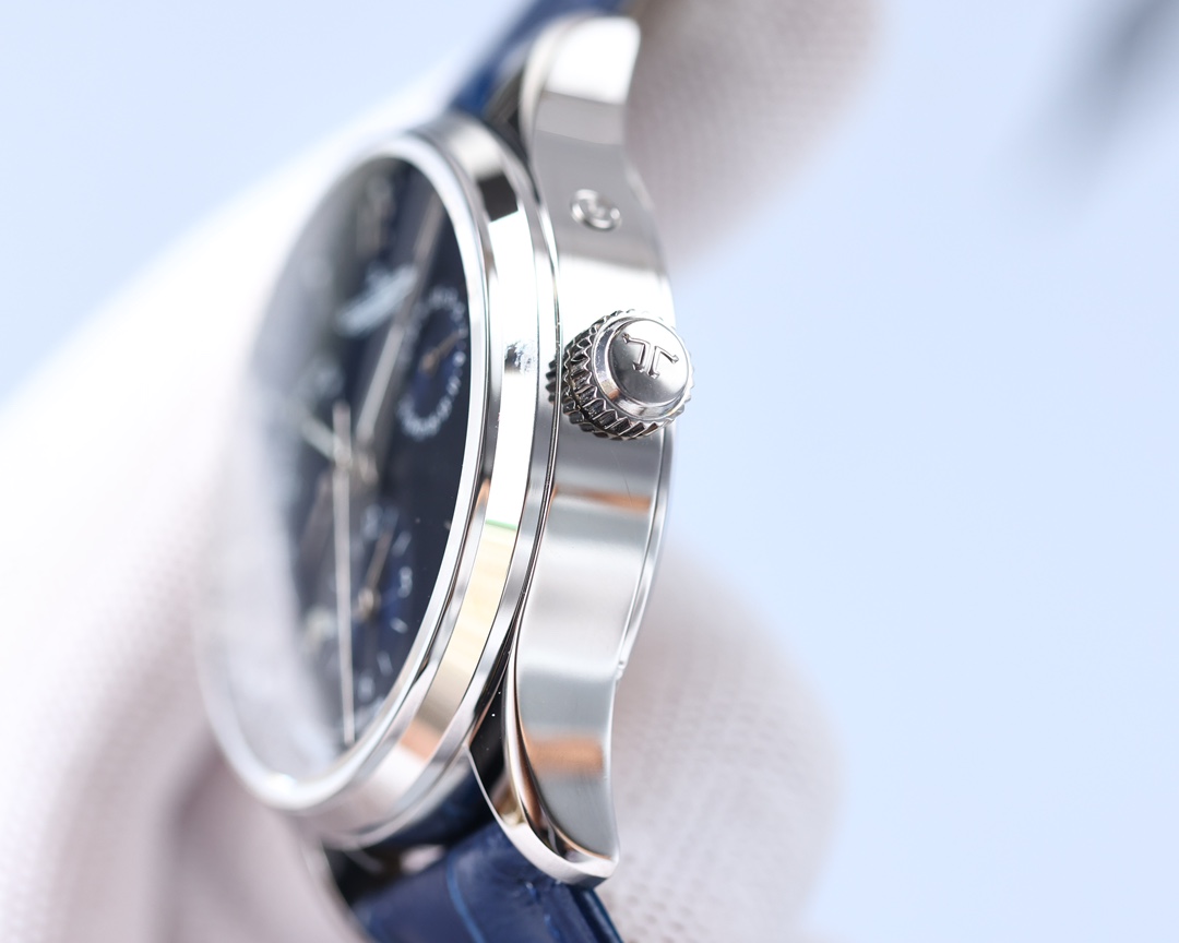 Jaeger-LeCoultre Master Collection