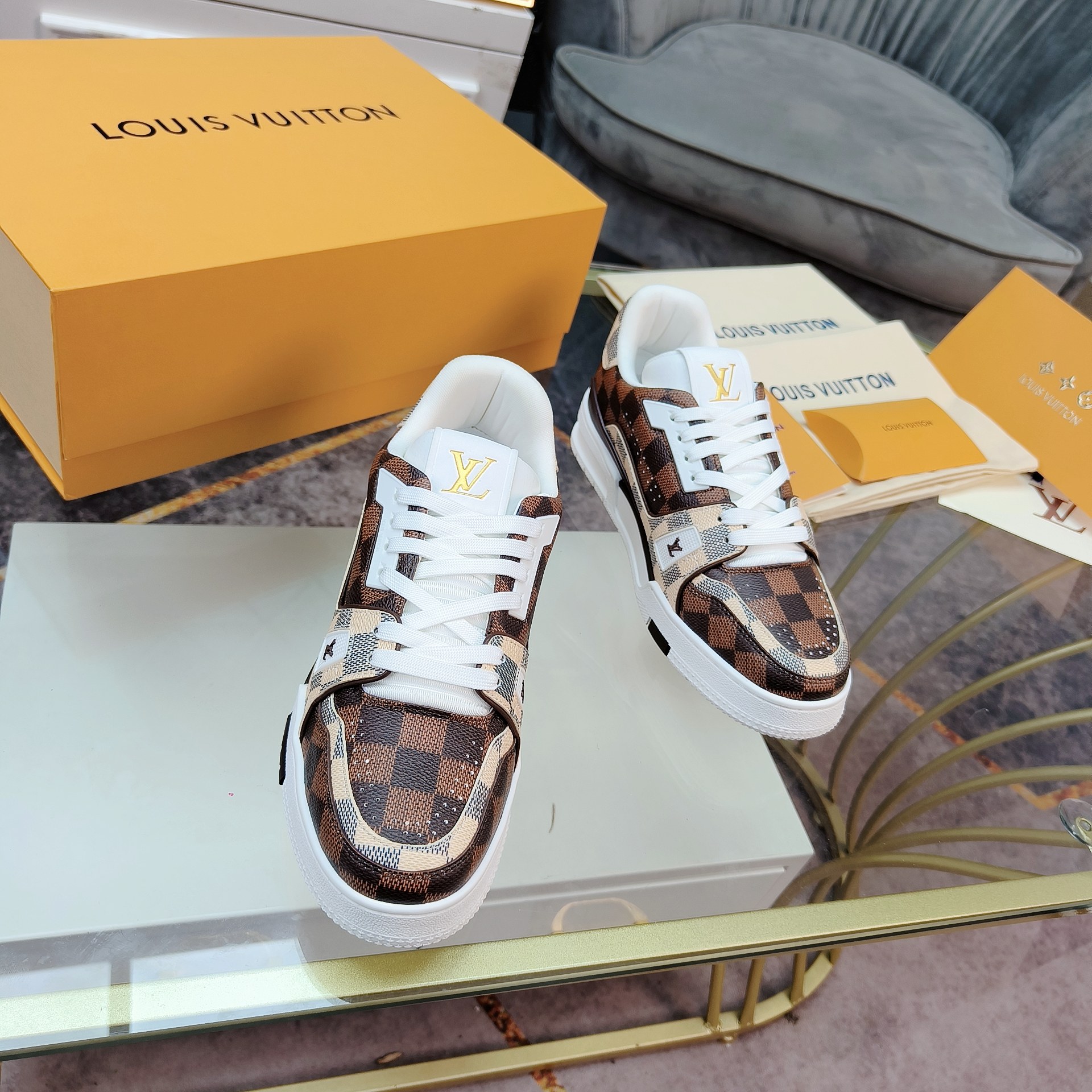 Louis Vuitton TRAINER sneakers