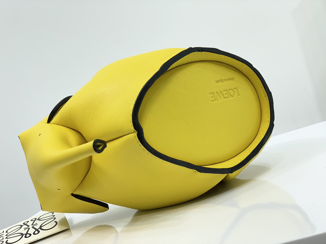 LOEWE Luojia elephant 🐘 shoulder bag