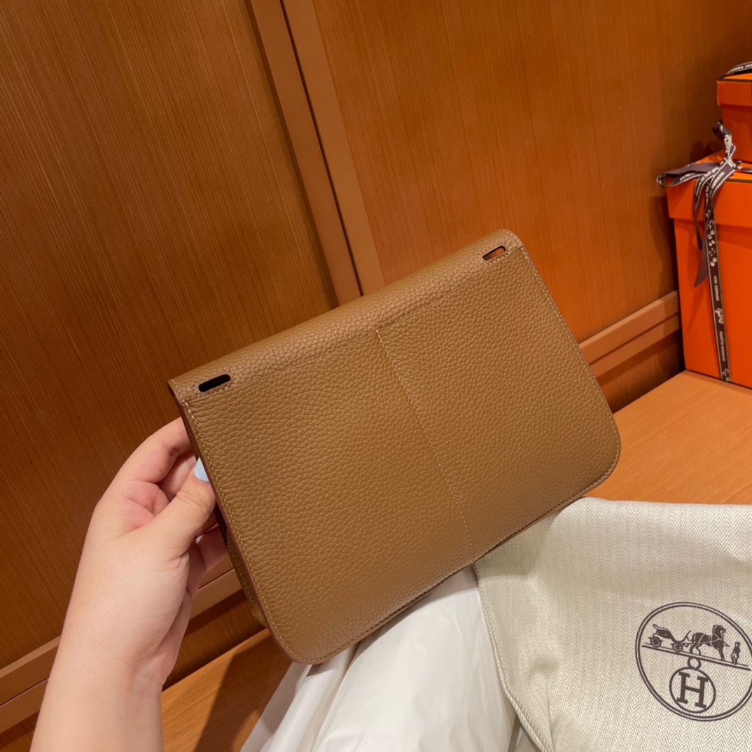 Halzan 25cm New stock tc leather 3G maroon silver buckle