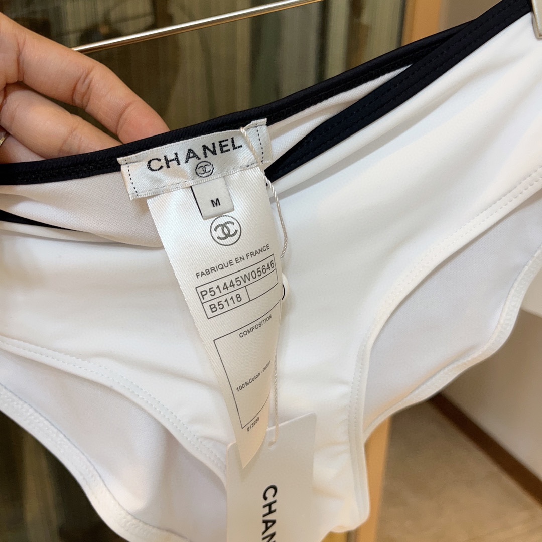 CHANEL New beach separates bikini swimming costume