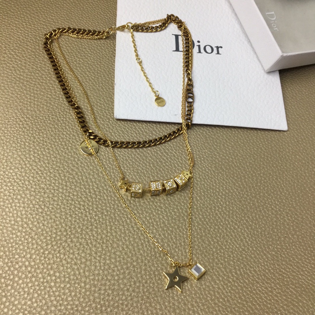 Dior necklace