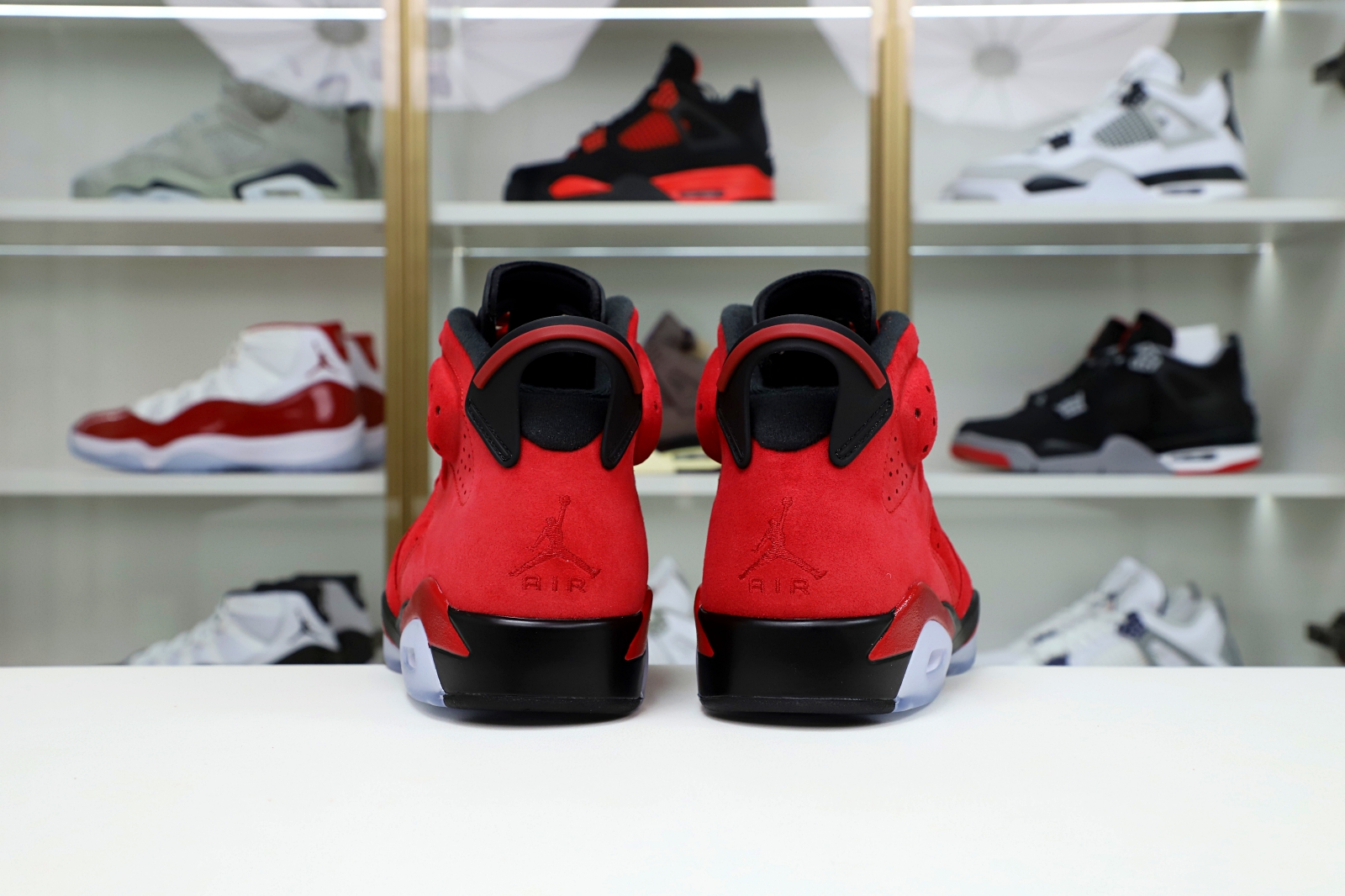 Air Jordan 6 Retro Toro