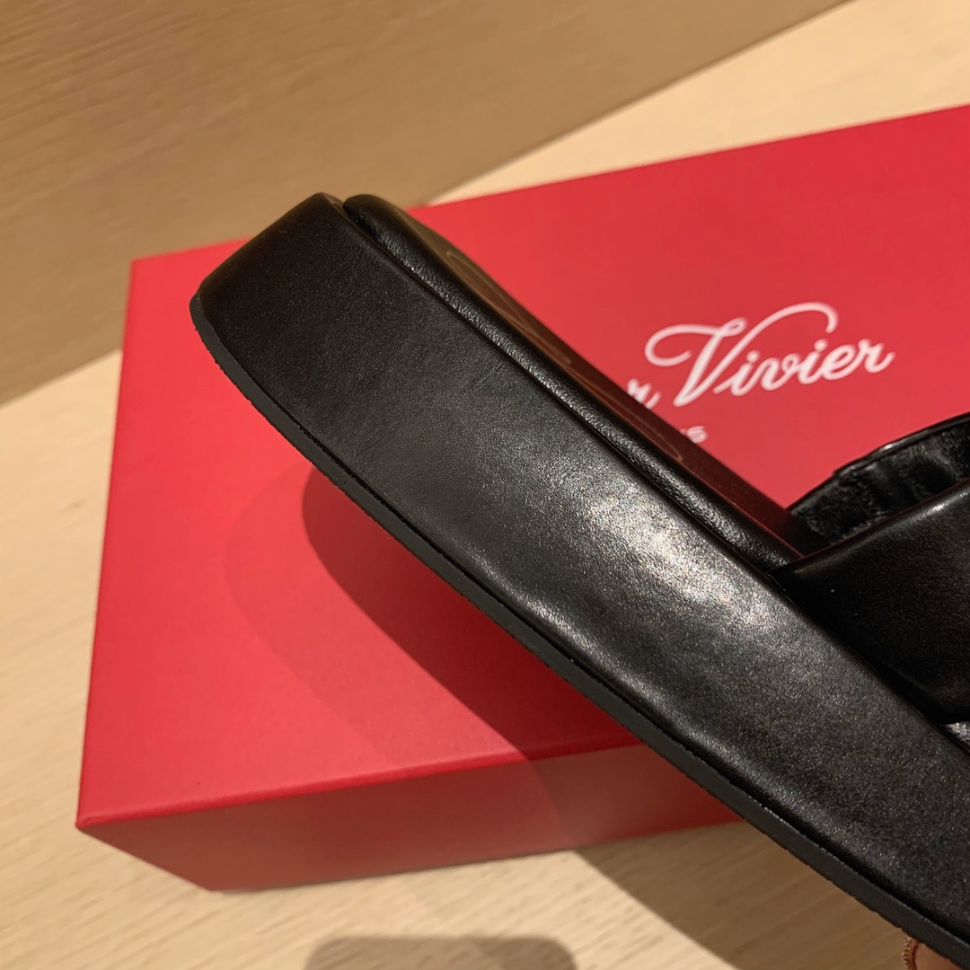 Roger Vivier | 𝟐𝟎𝟐𝟏/𝐒𝐒 𝐧𝐞𝐰 RV Top Edition Diamond Buckle Slippers Swarovski Crystal Diamonds