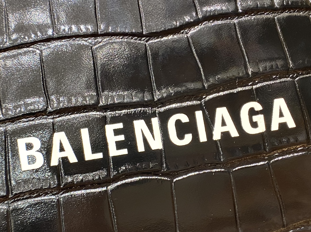 BALENCIAGA 𝗦𝗵𝗼𝗽𝗽𝗶𝗻𝗴 𝗯𝗮𝗴 Crocodile Shopping Paper Bag
