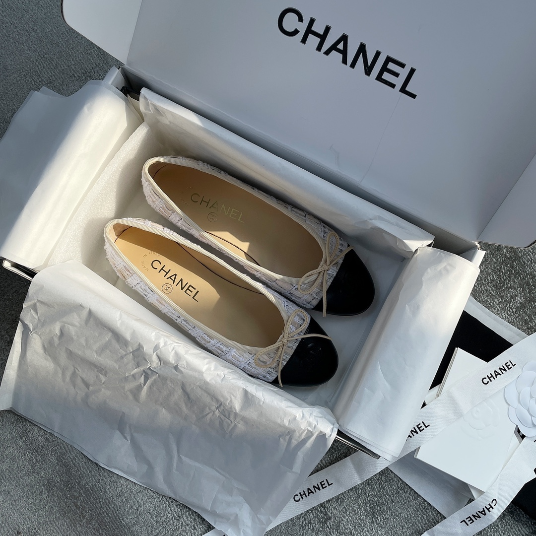 CHANEL classic ballet shoes the version is very positive classic models do not have to worry about the version