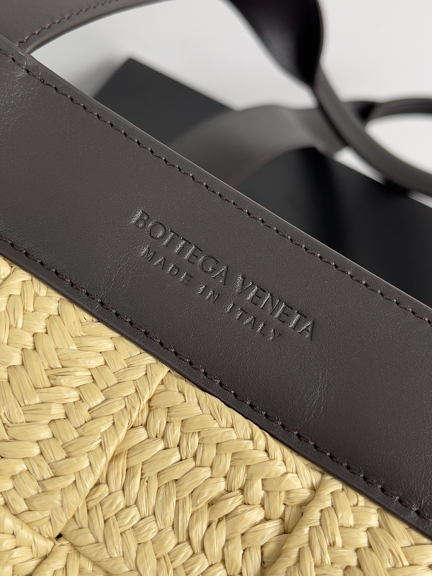 Bottega Veneta Straw Torte #730874