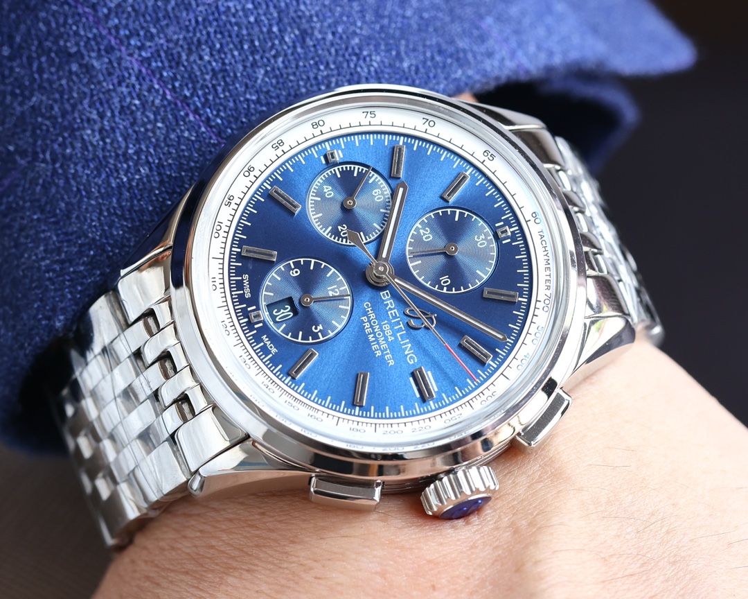 Breitling-Purcellus B01 Chronograph 16L steel Potted curved sapphire