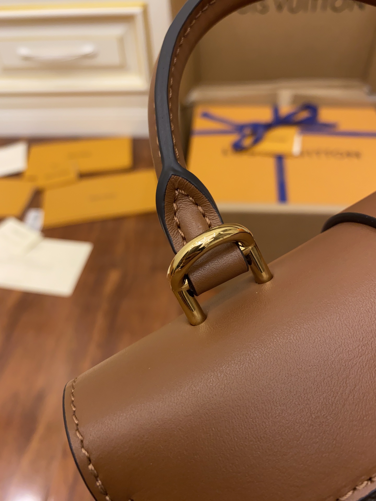 Louis Vuitton M168950