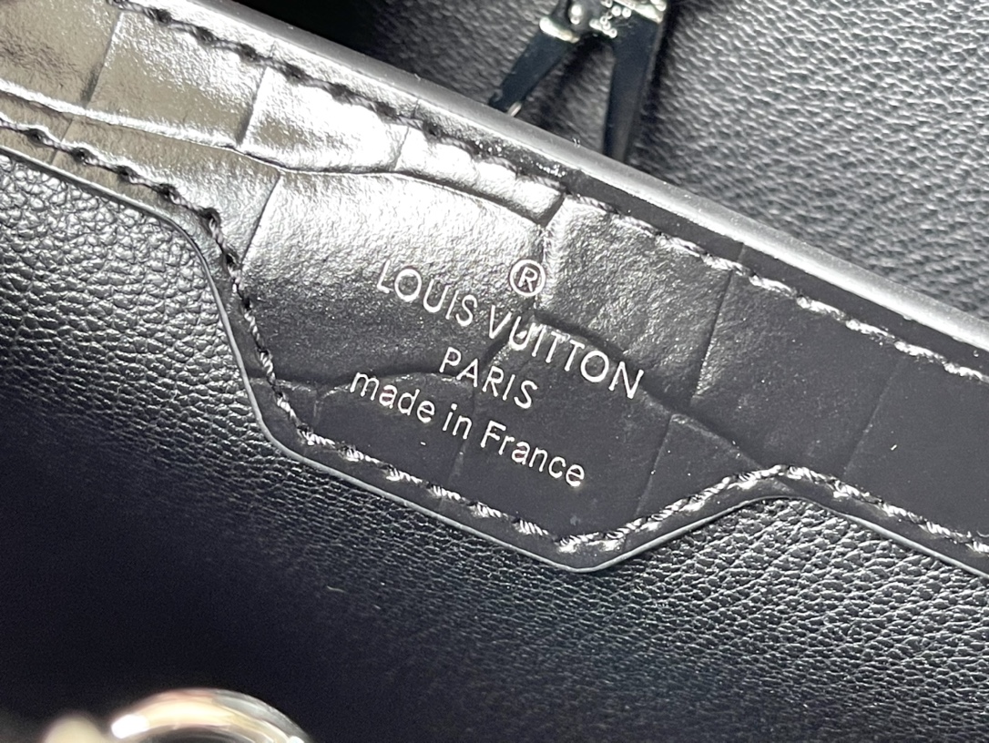 𝐋𝐎𝐔𝐈𝐒 𝐕𝐔𝐈𝐓𝐓𝐎𝐍   M51783