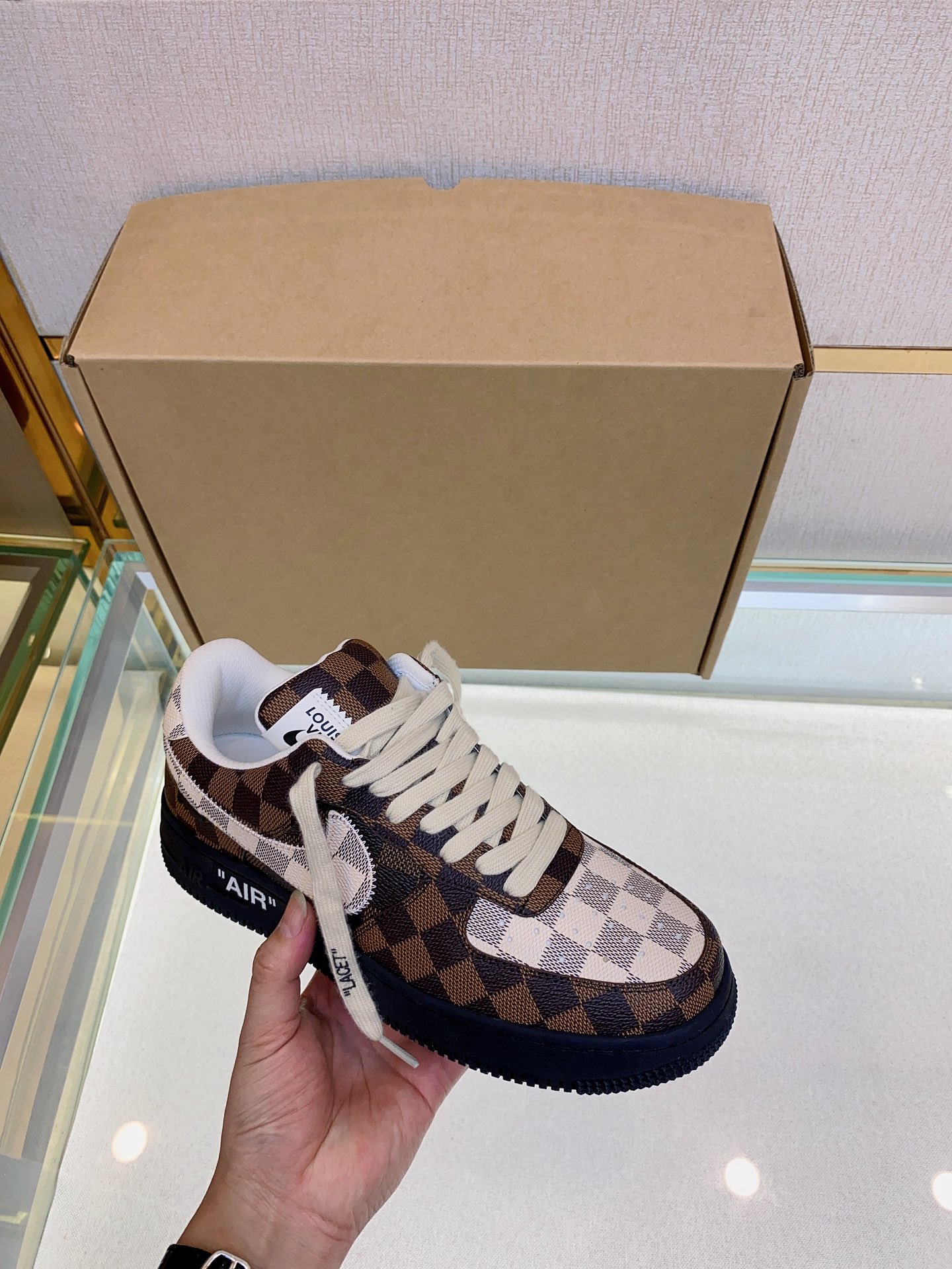 Louis Vuitton Nike joint 🆕Men's Abbesses sneakers