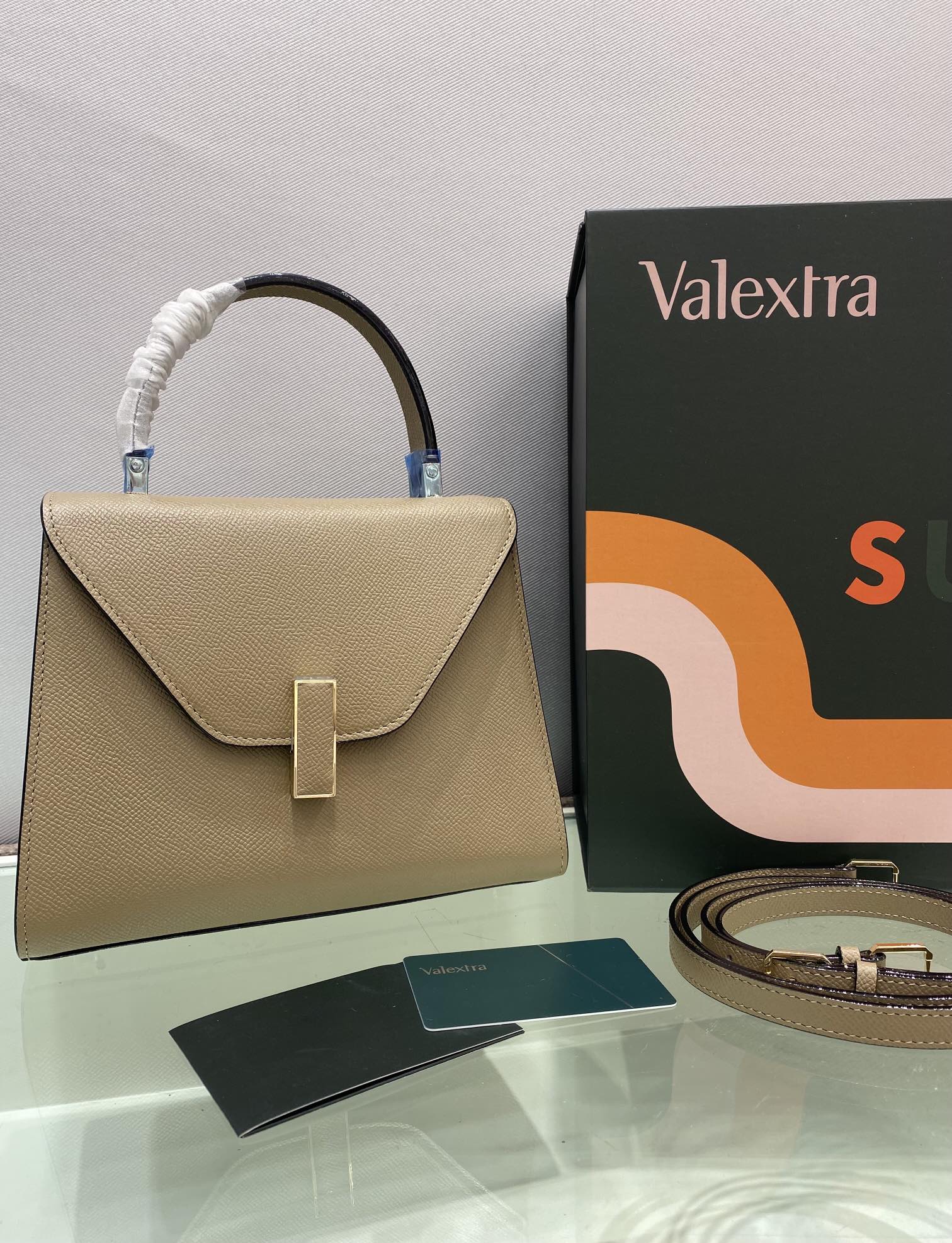 VALEXTRA Valextra