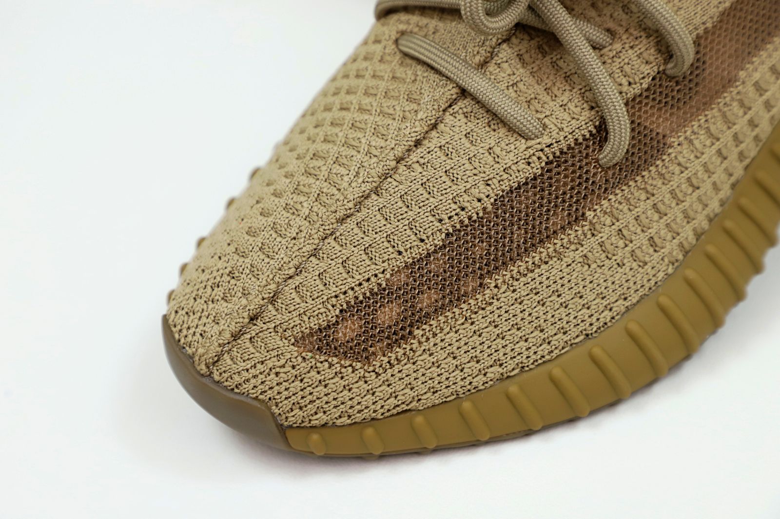 YEEZY BOOST 350 V2 EARTH