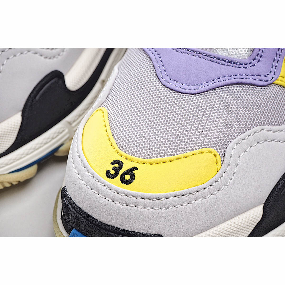 Balenciaga Triple S dad shoes running shoes