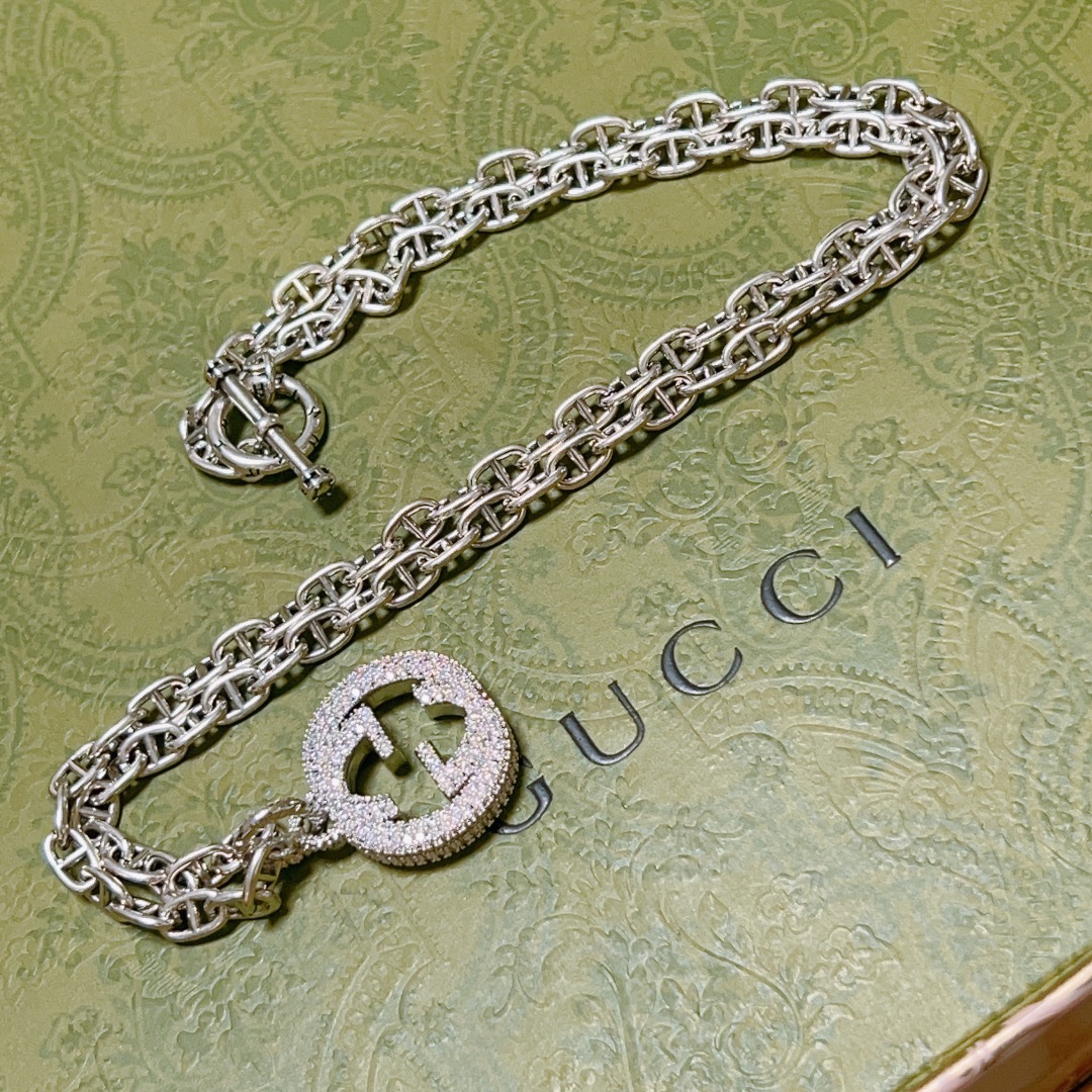 𝐆𝐮𝐜𝐜𝐢Forest of Rage Series