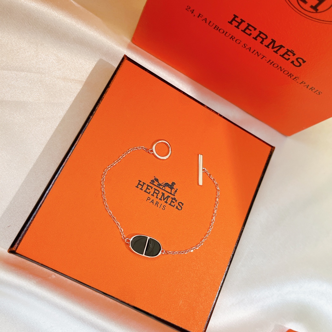 Hermes bracelet