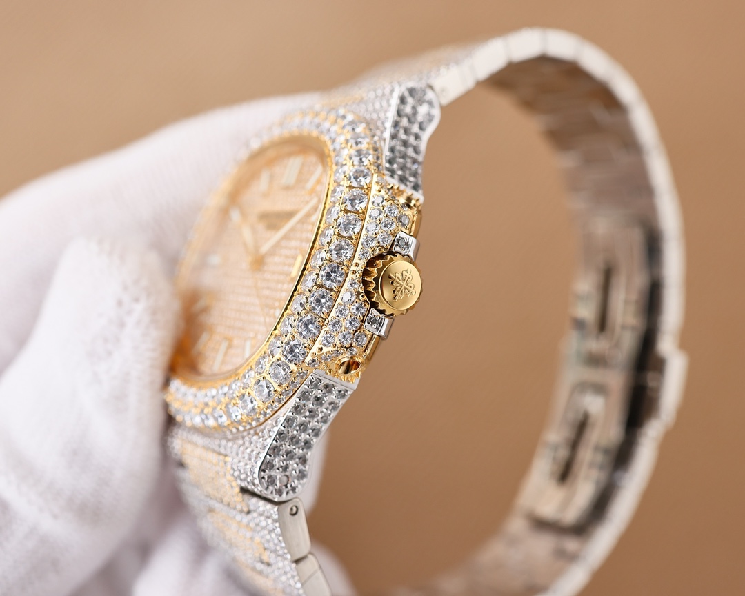 Patek Philippe Platinum Nautilus Watches