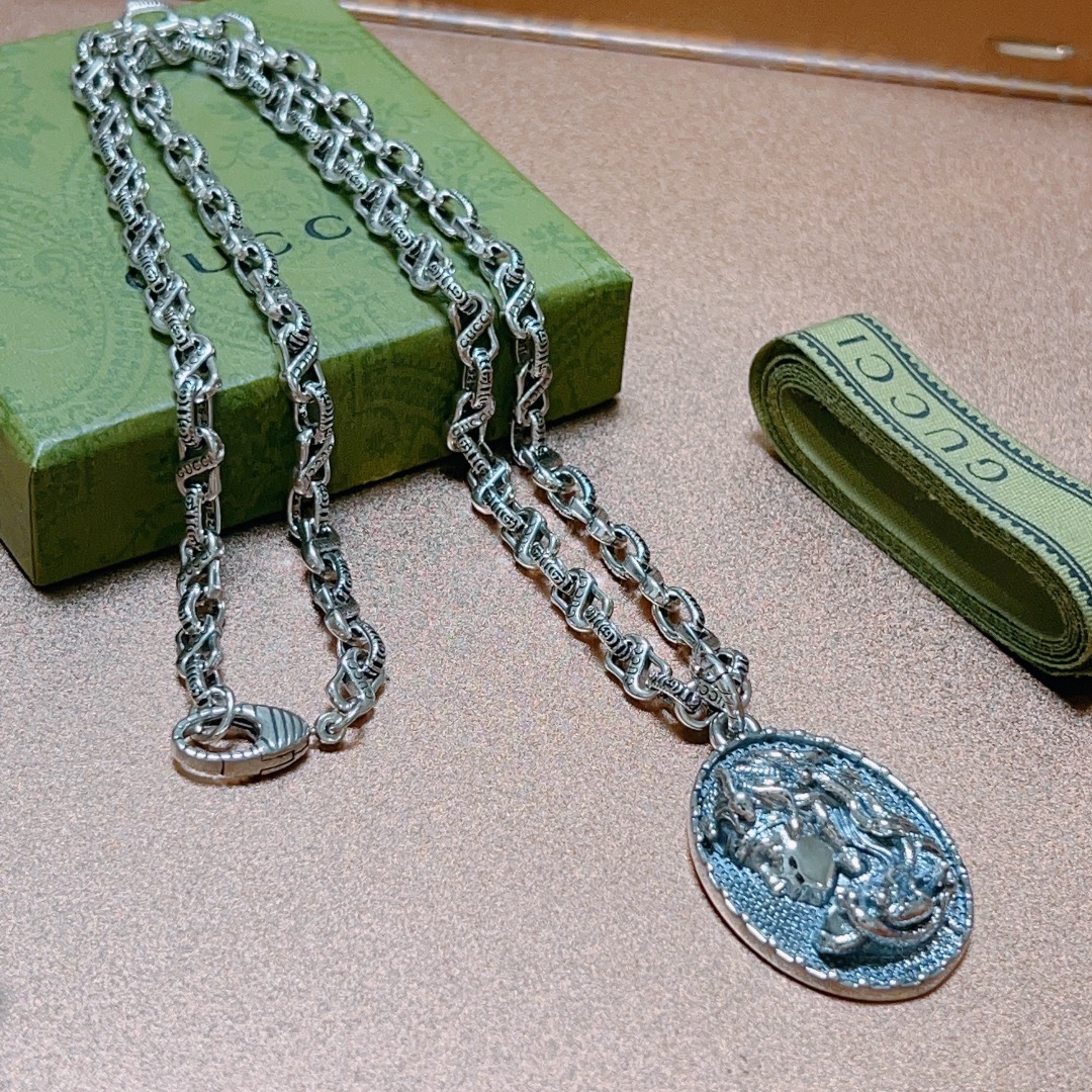 𝐆𝐮𝐜𝐜𝐢Forest of Rage Series