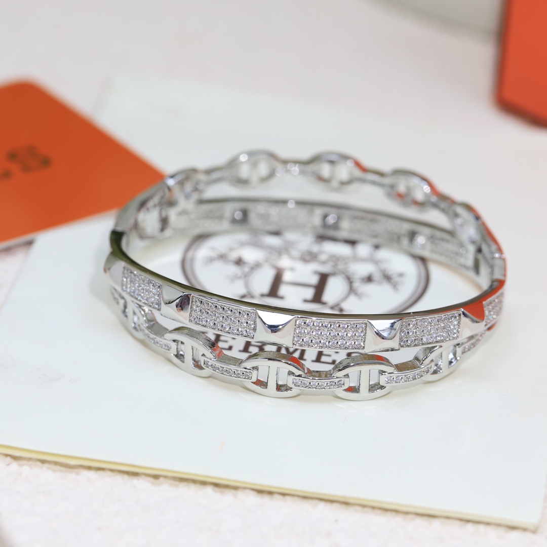 Hermes bracelet