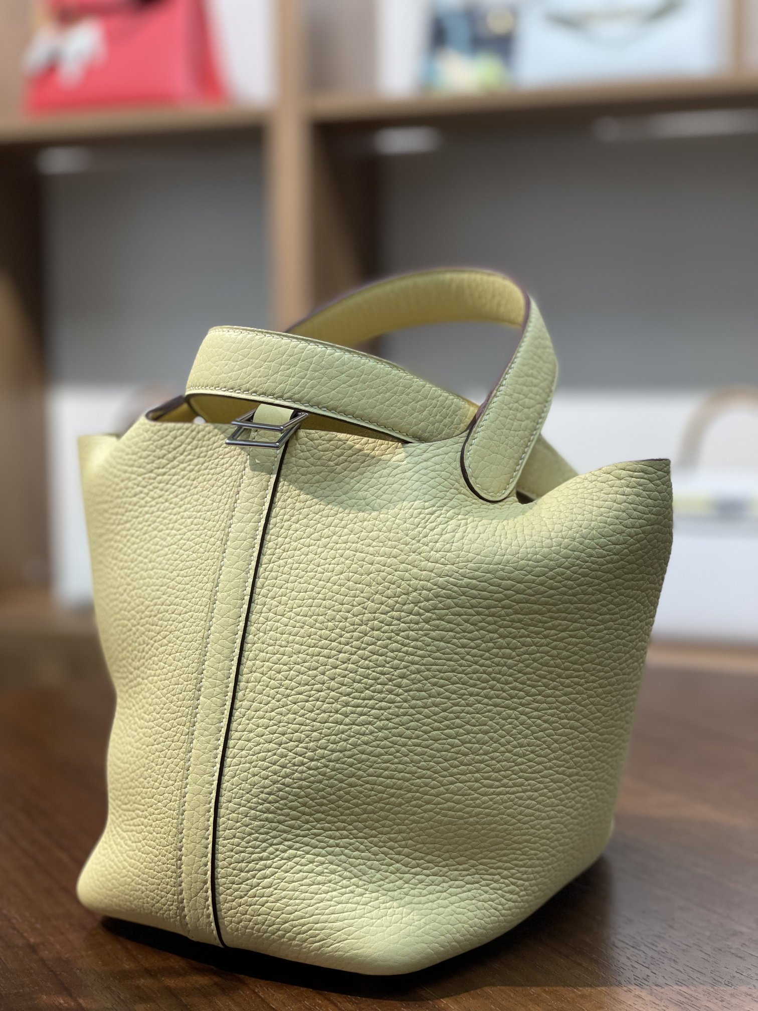 picotin18 ceramic powder TC leather gold buckle