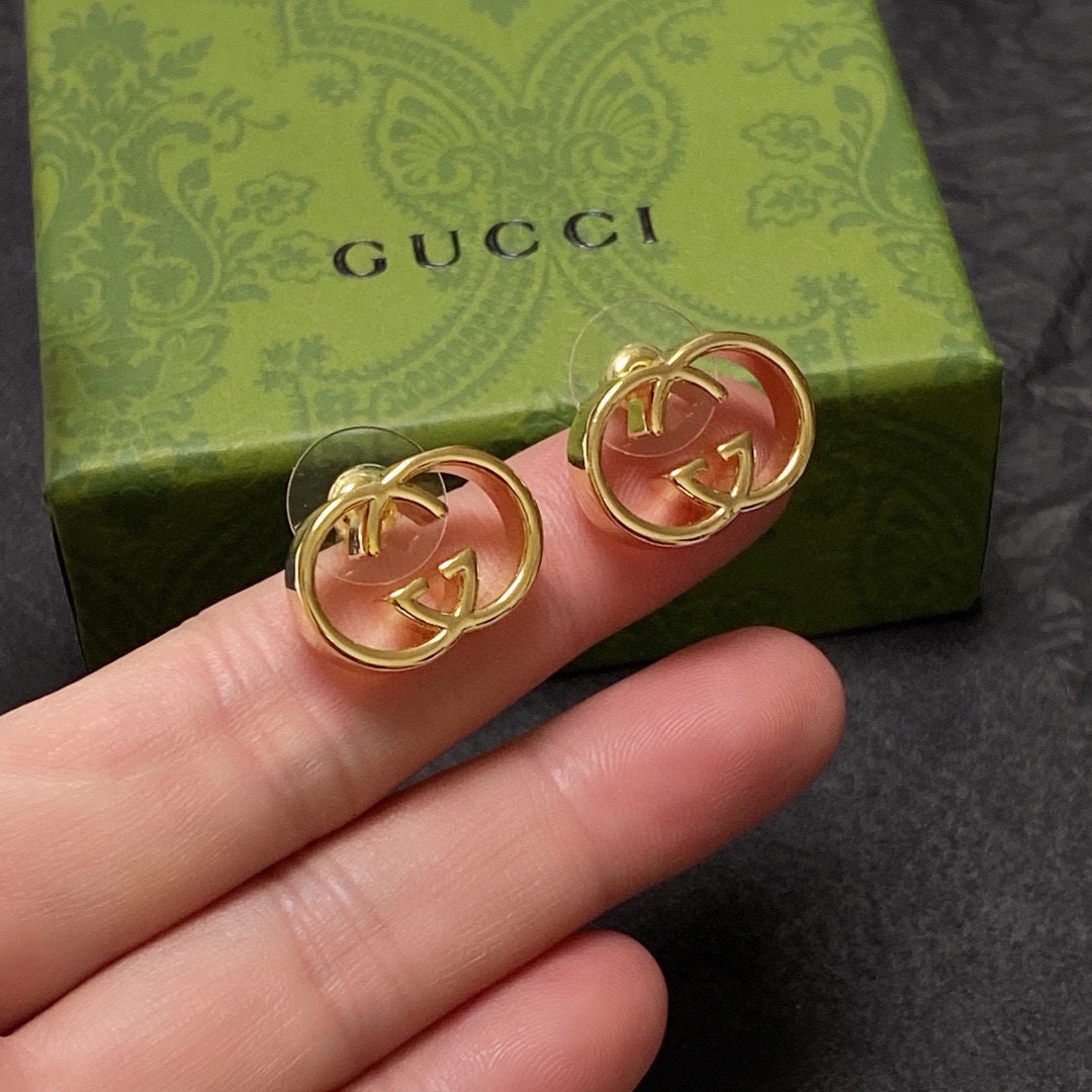 𝐆𝐮𝐜𝐜𝐢 Double G Stud Earrings
