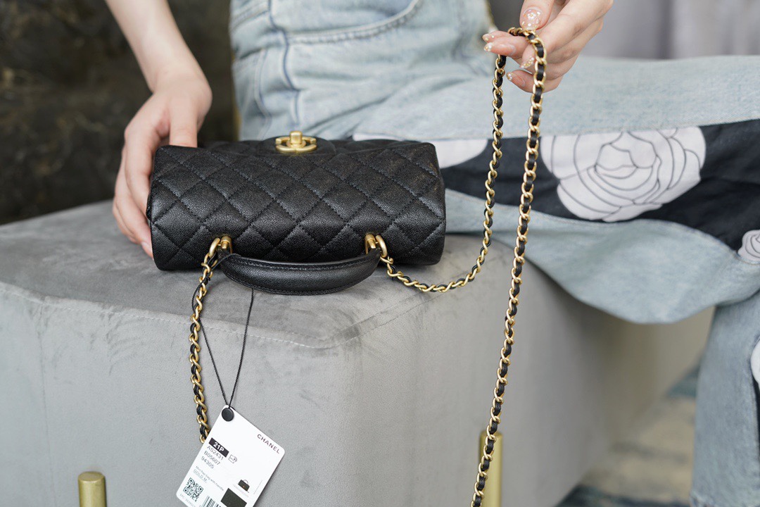 𝗖𝗛𝗔𝗡𝗘𝗟✦𝗖𝗹𝗮𝘀𝘀𝗶𝗰 𝗙𝗹𝗮𝗽 2021 𝗦𝘀 Spring/Summer New Handleℂ𝔽 𝕄𝕚𝕟𝕚 Black Gold