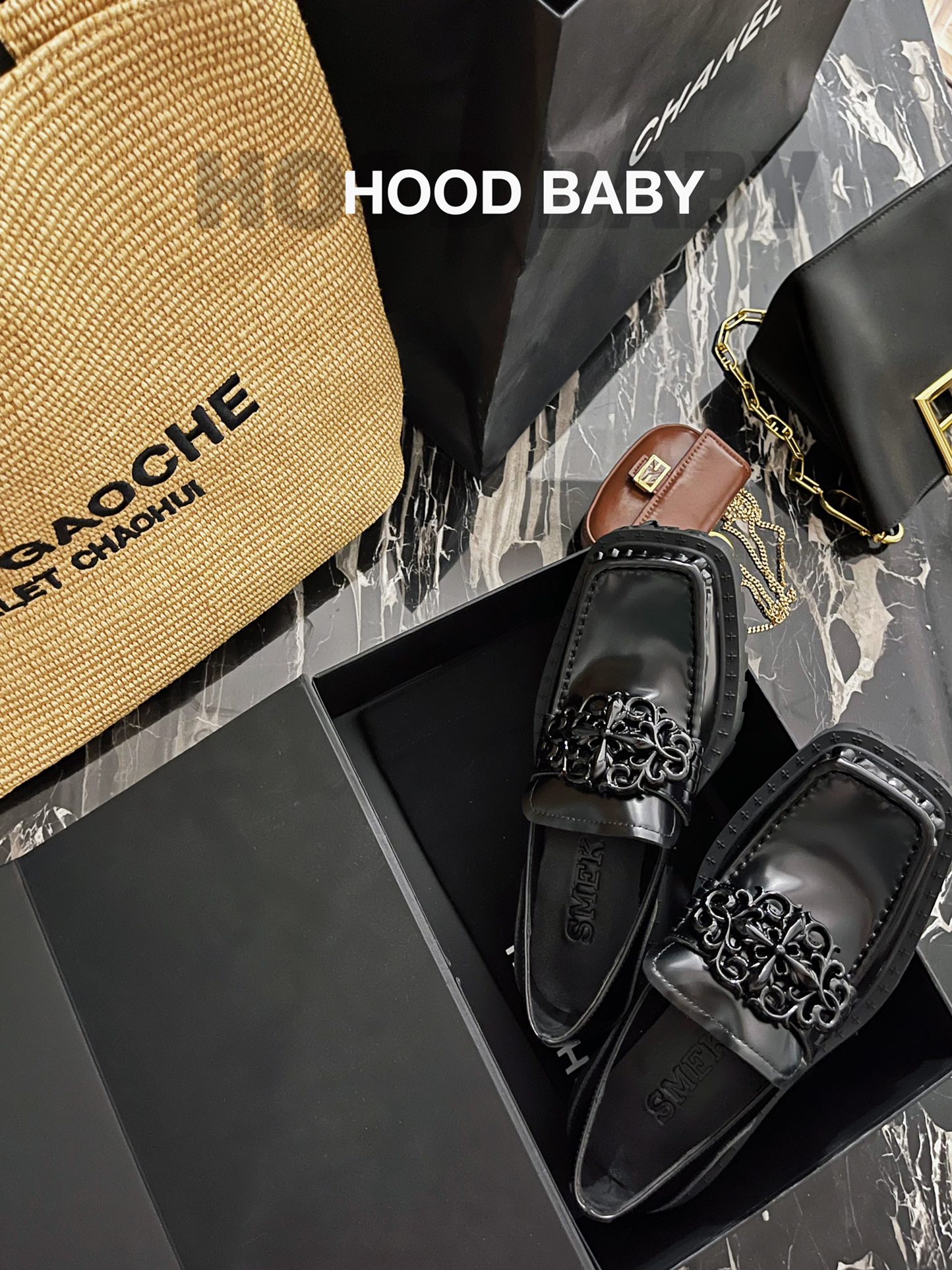 𝐒𝐌𝐅𝐊 ｜𝟐𝟎𝟐𝟐/𝐒𝐒 𝐧𝐞𝐰 GOOL GIRL can't resist the square toe Louboutins Customized cowhide upper