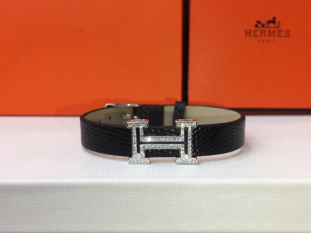 Hermes bracelet