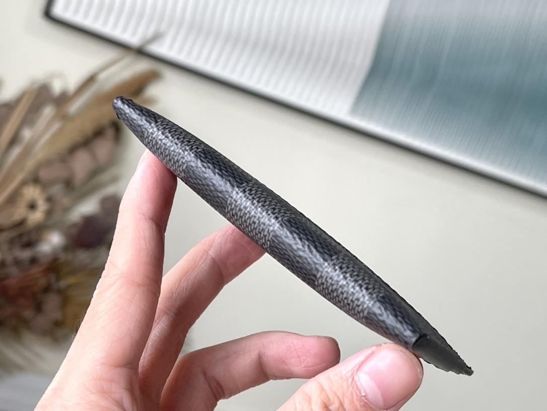 𝐋𝐎𝐔𝐈𝐒 𝐕𝐔𝐈𝐓𝐓𝐎𝐍  N62170