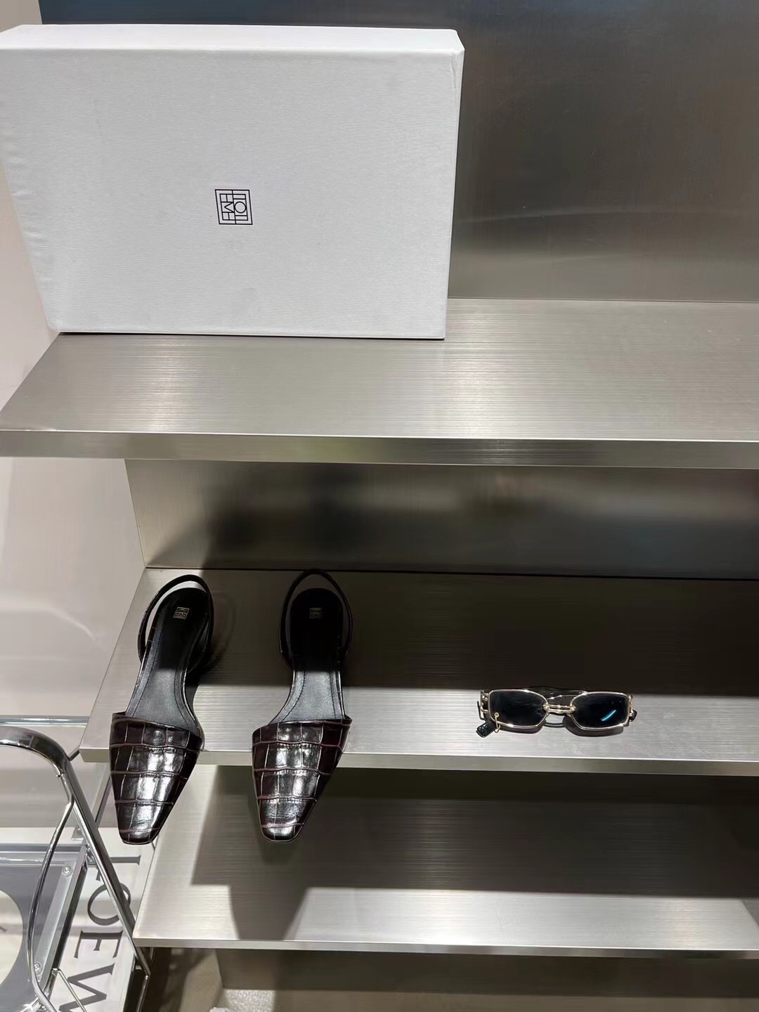 Toteme | 𝟐𝟎𝟐𝟏/𝐒𝐒 𝐧𝐞𝐰   Minimalist style toteme 2022/aw Mueller small pointed toe single shoes