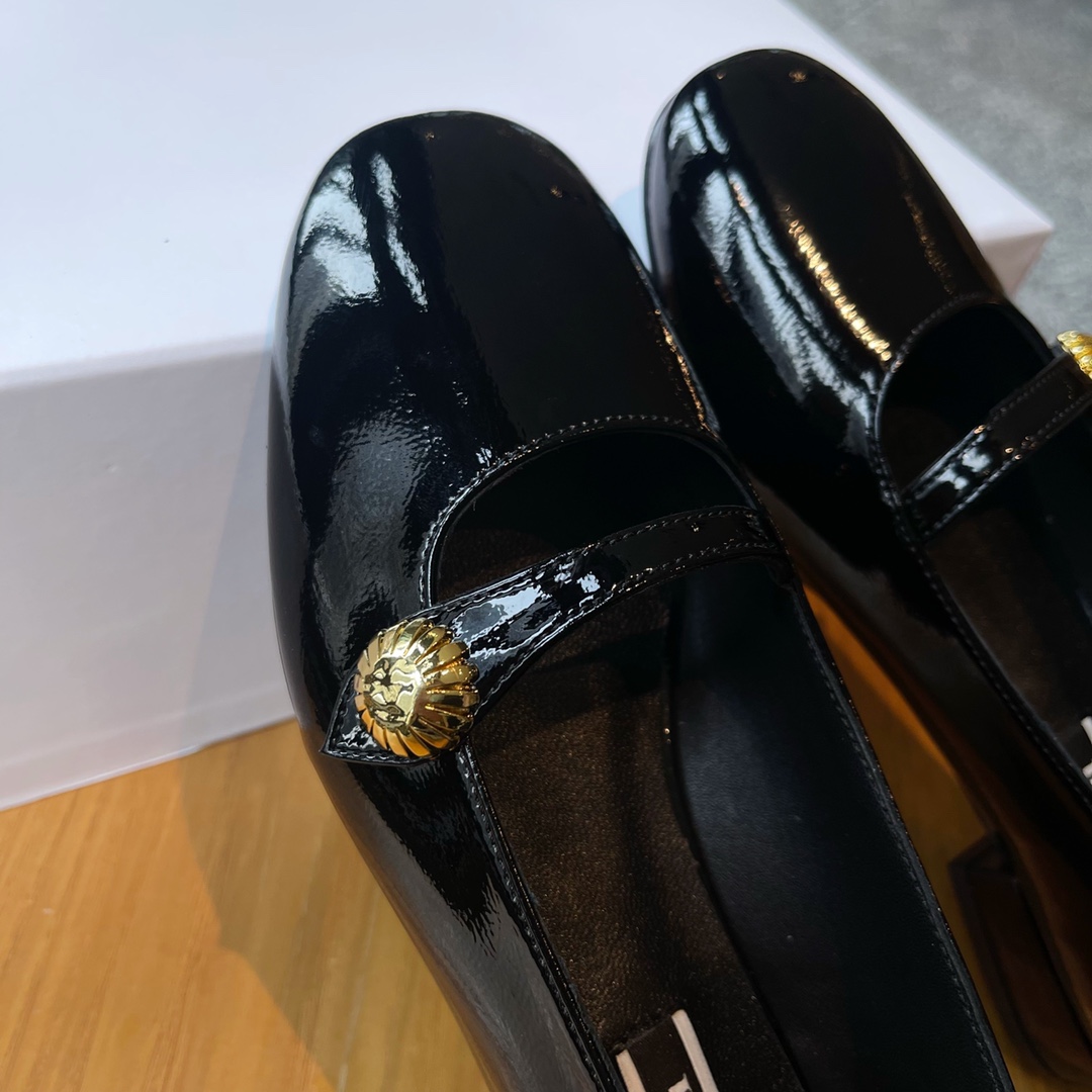𝐑𝐨𝐫𝐧𝐧𝐢𝐢 ｜𝟐𝟎𝟐𝟐/𝐒𝐒 𝐧𝐞𝐰 Niche design vintage French ballet handmade shoes Mary Jane single shoes