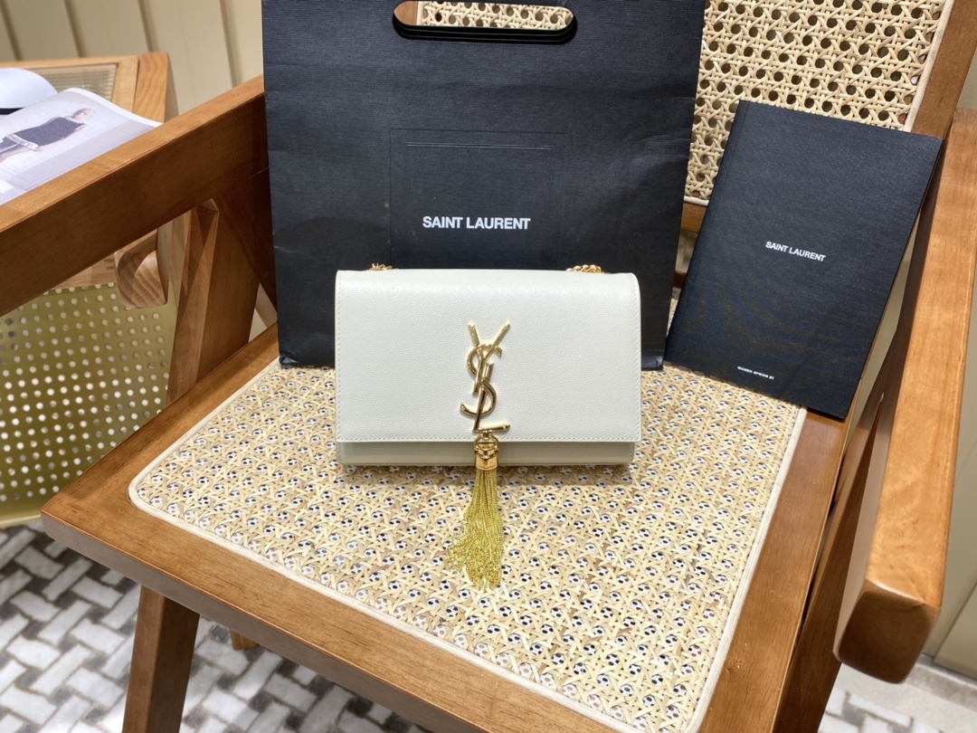 SAINT LAURENT #𝙆𝙖𝙩𝙚 20𝙘𝙢#474366Q