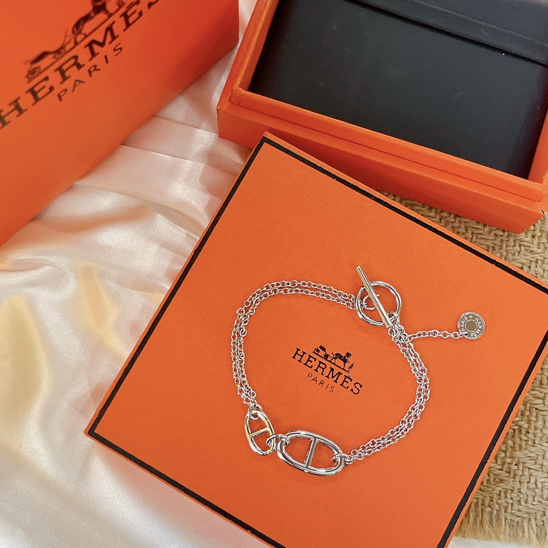 Hermes bracelet