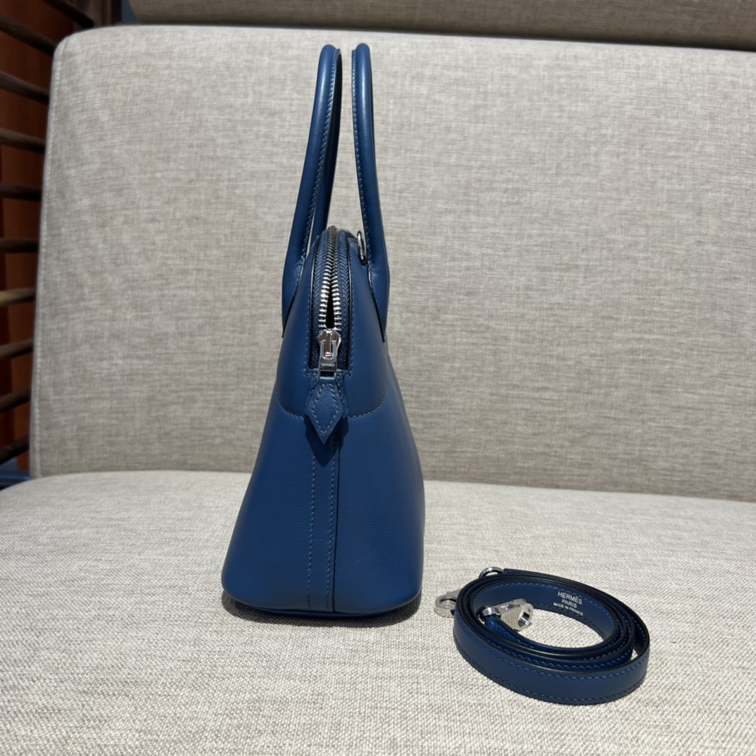 Bolide27cm R2 onyx blue, goatskin, handmade, beeswax thread stitching