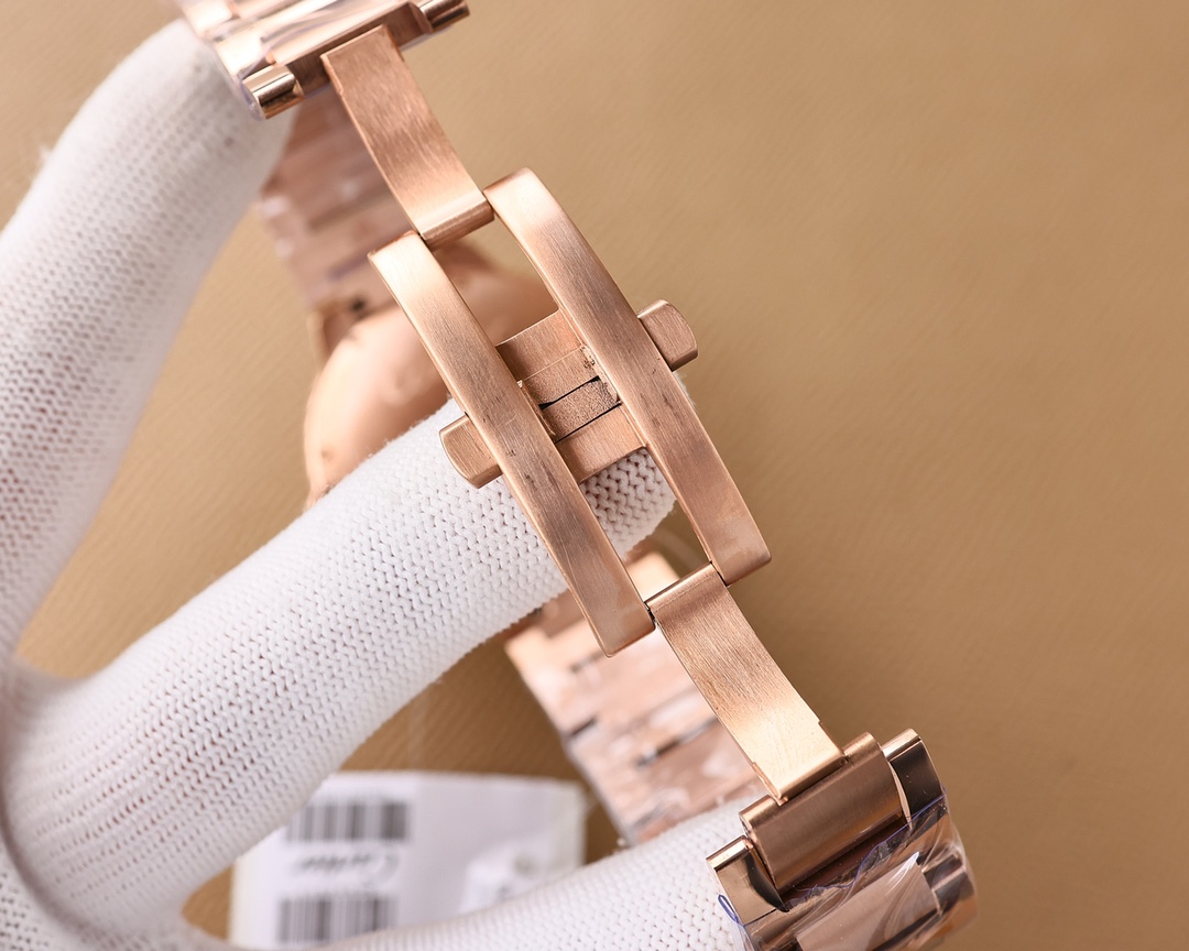 Cartier Blue Balloon Flywheel Collection