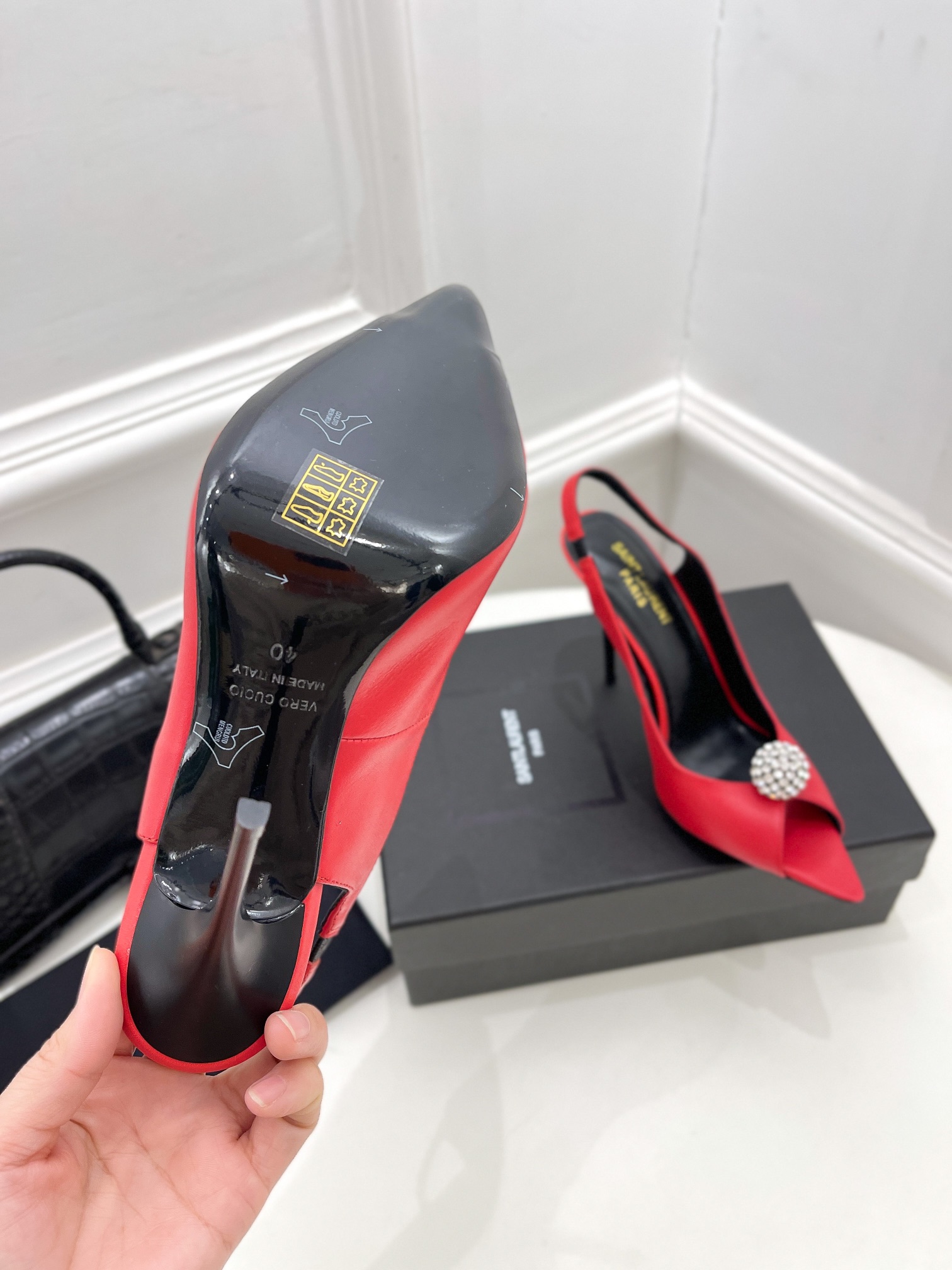 𝙎𝙖𝙞𝙣𝙩 𝙇𝙖𝙪𝙧𝙚𝙣𝙩 | 𝟐𝟎𝟐𝟏/𝐒𝐒 𝐧𝐞𝐰 YSL｜Roland 2022/fw early spring new baked high heels