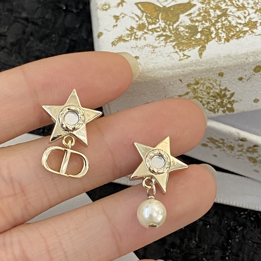 Dior stud earrings