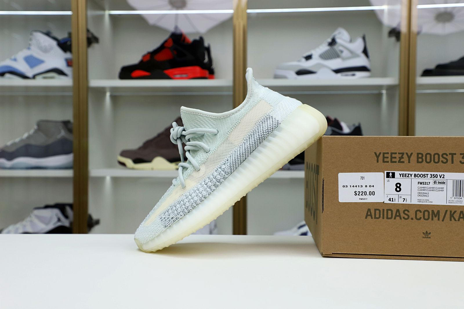 YEEZY BOOST 350 V2 CLOUD WHITE REFLECTIVE