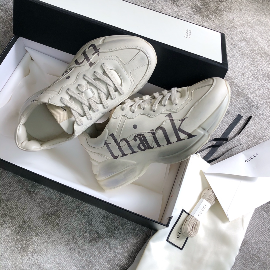 Gucci Pops This collection has a lot of flora and fauna elements Original material