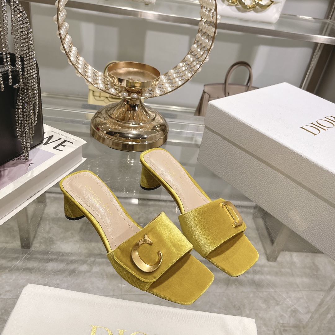DIOR 2023 New early spring sandals Imported cow patent leather ➕ Korean velvet Sheepskin lining 4.5cm Yellow