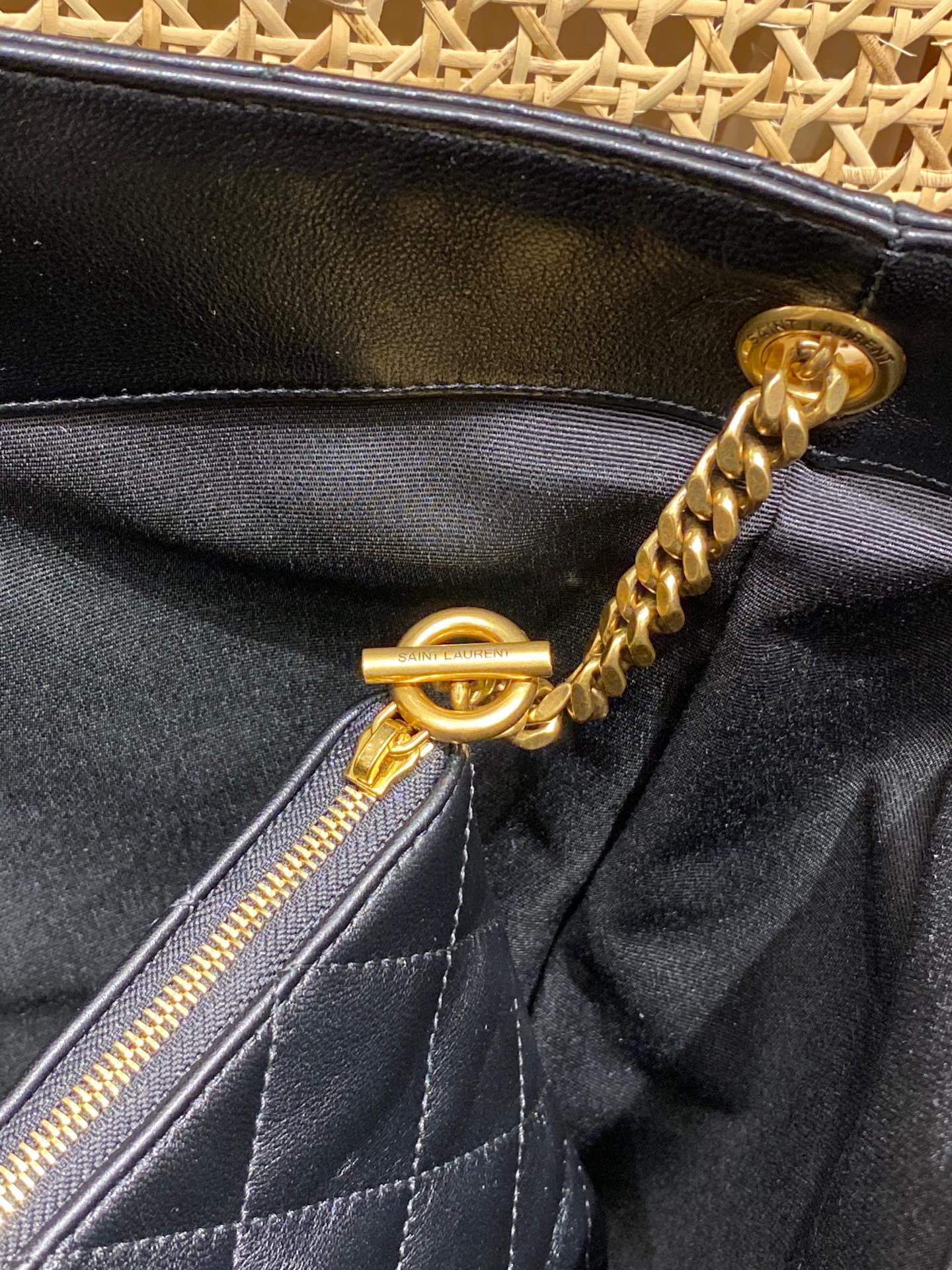 SAINT LAURENT 𝗜𝗖𝗔𝗥𝗘 #698651 original leather