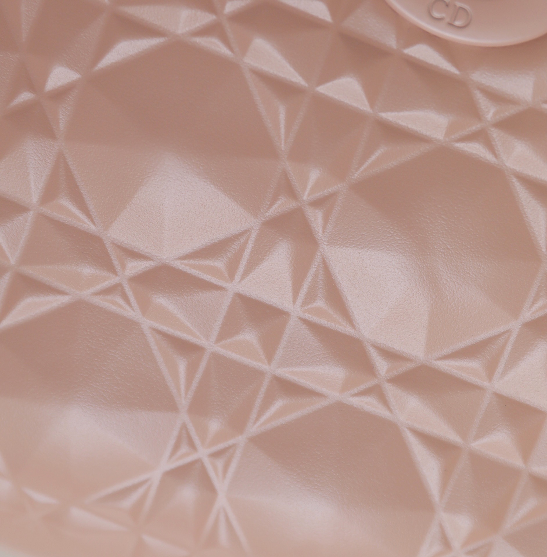 Dior Lady D-Joy is a classic style of the Goliath Bible