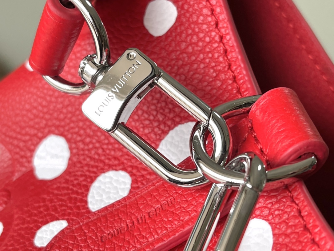 𝐋𝐎𝐔𝐈𝐒 𝐕𝐔𝐈𝐓𝐓𝐎𝐍     M46413