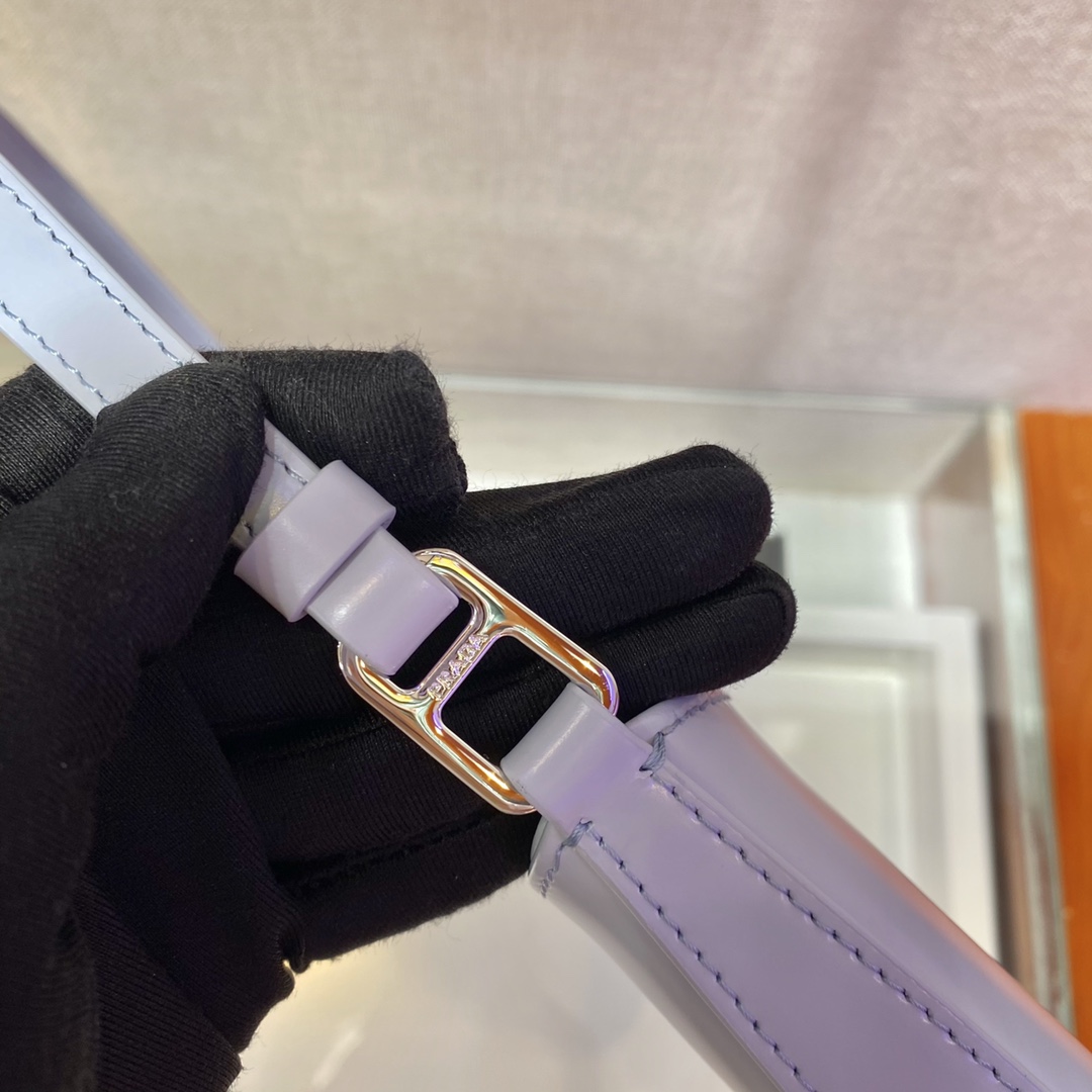 𝐏𝐑𝐀𝐃𝐀 New Underarm Bag 1BC499