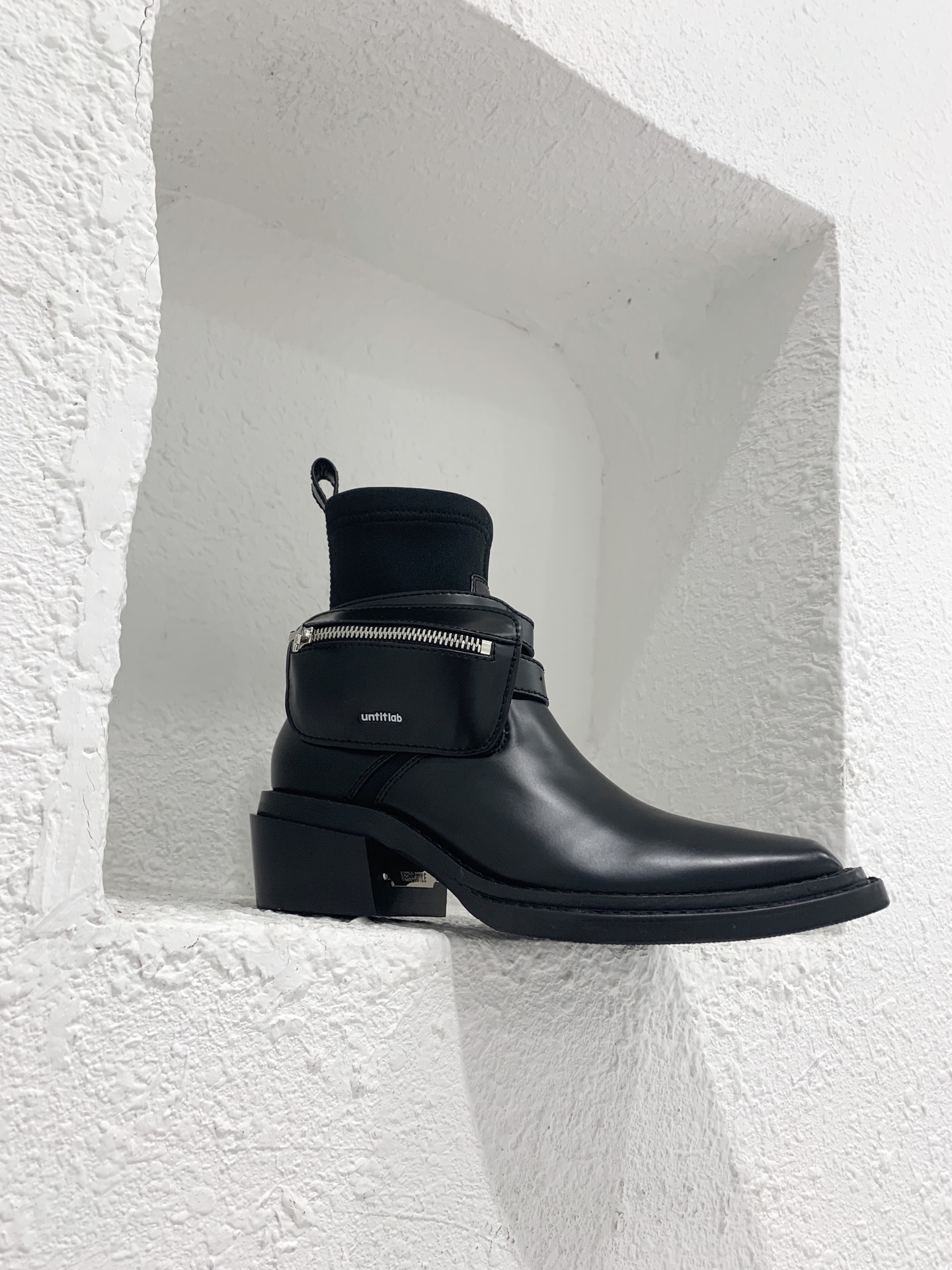 Untitlab 2020ss fall and winter new bags and boots