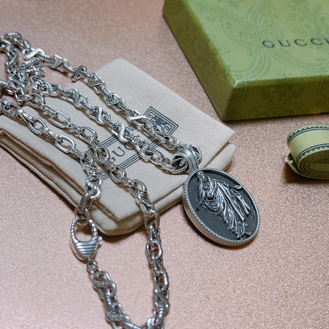 𝐆𝐮𝐜𝐜𝐢Forest of Rage Series