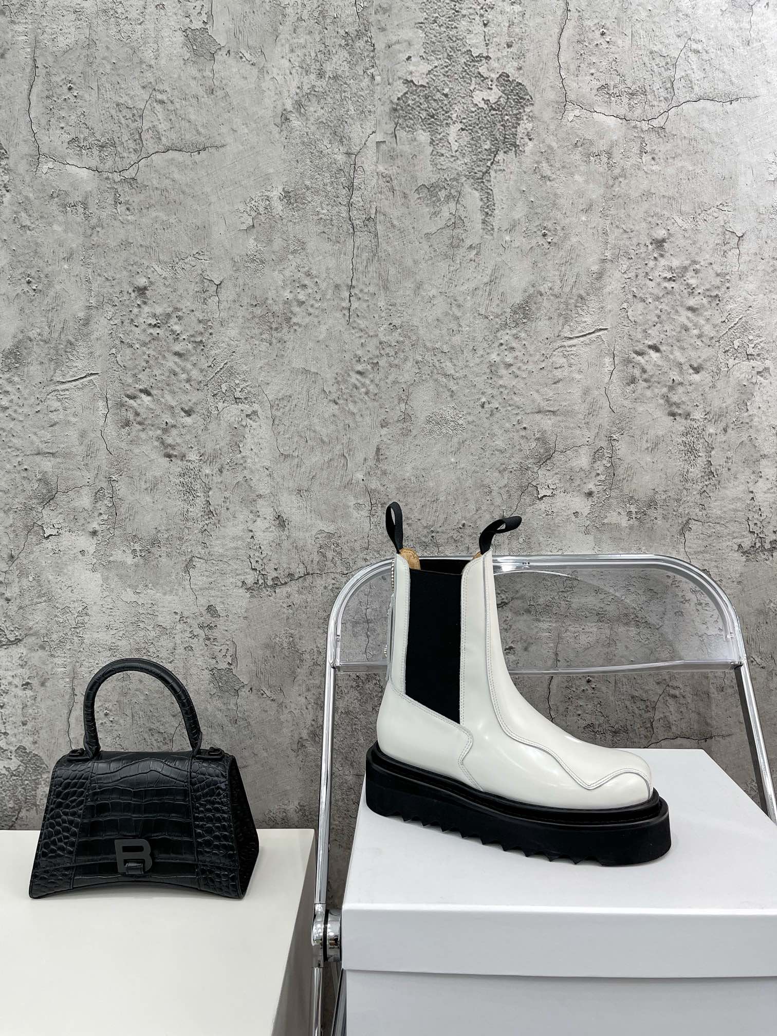 Toga Pulla | 𝟐𝟎𝟐𝟏/𝐒𝐒 𝐧𝐞𝐰 Toga Pulla2021/FW hot trend Chelsea mid-calf boots toga dark mid-calf boots