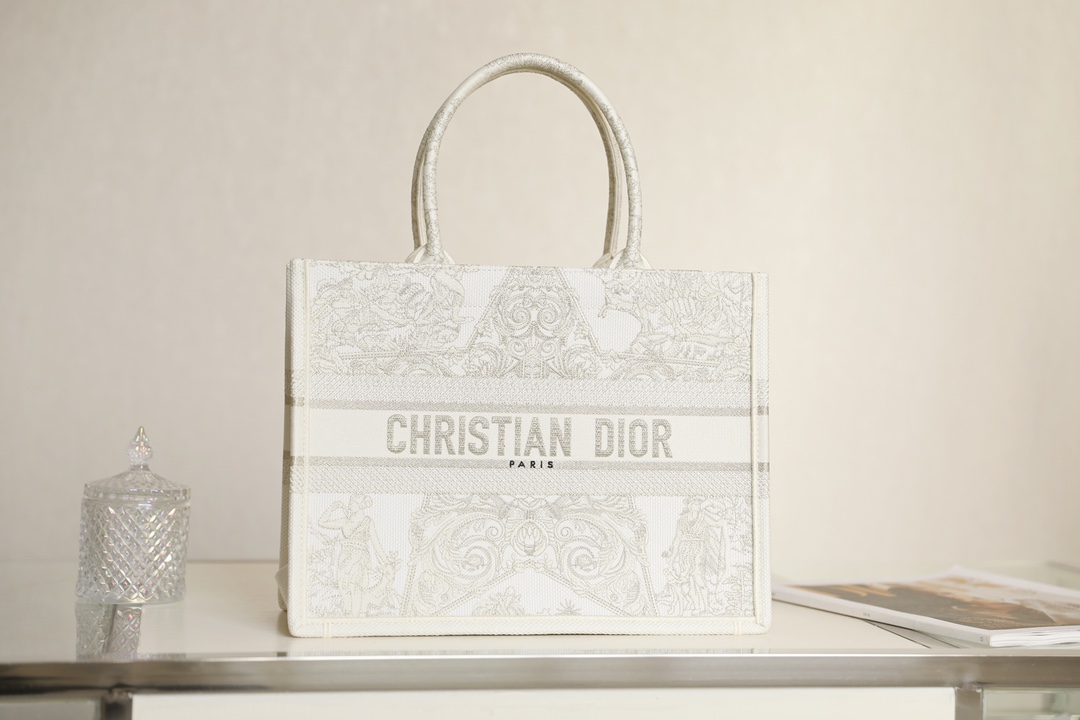 DIOR TOTE Metal Owl